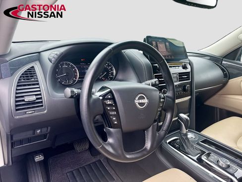 Used 2024 Nissan Armada SV RWD image 11
