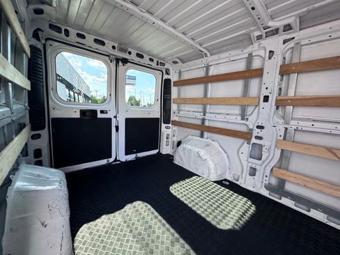 Used 2023 RAM ProMaster 2500 image 22
