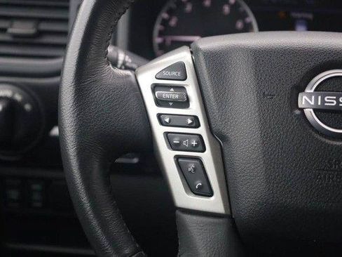 Used 2024 Nissan Titan SV w/ SV Convenience Package AWD/4WD image 10