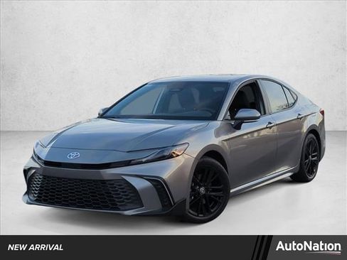 Used 2026 Toyota Camry SE w/ Multimedia Upgrade Package image 1