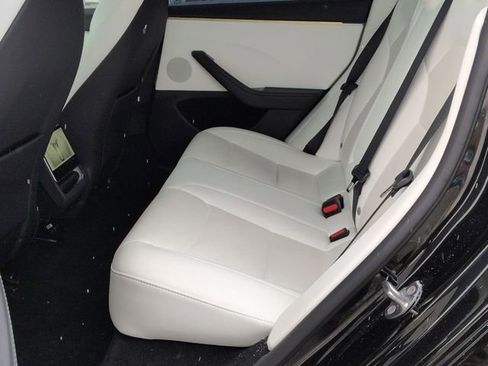 Used 2025 Tesla Model 3 Long Range image 22