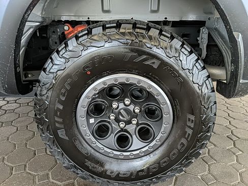 Used 2025 Ford F150 Raptor image 10