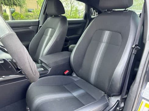 Used 2025 Honda Civic Sport image 22