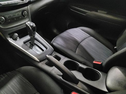 Used 2017 Nissan Sentra SV FWD image 26