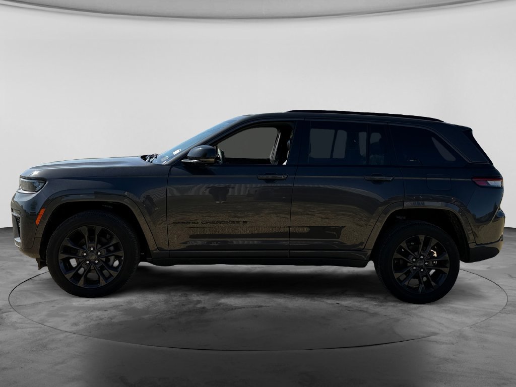 Used 2026 Jeep Grand Cherokee Limited AWD/4WD image 5
