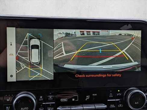 New 2026 Toyota Highlander Platinum image 13