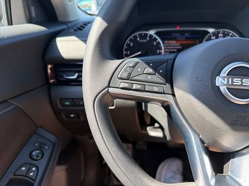 Used 2025 Nissan Sentra SV FWD image 28