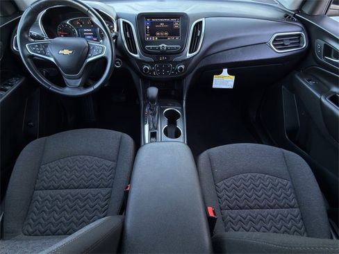 Used 2022 Chevrolet Equinox LT image 10