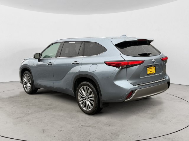 Used 2023 Toyota Highlander Platinum AWD/4WD image 7