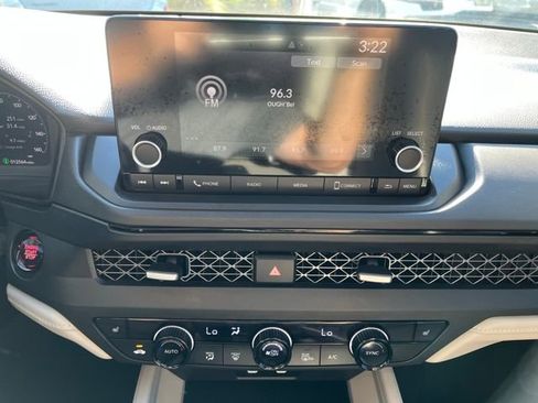 Certified 2023 Honda Accord EX image 24