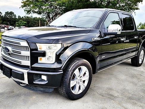 Used 2015 Ford F150 Platinum w/ Equipment Group 701A Luxury AWD/4WD image 5
