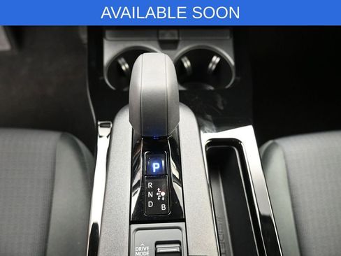 Used 2024 Toyota Prius LE AWD/4WD image 22