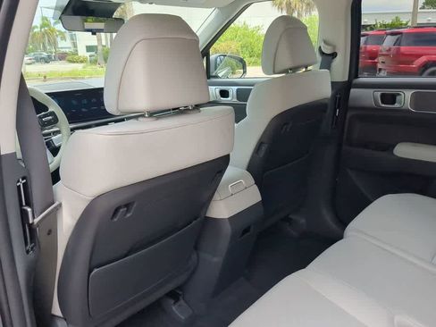 New 2026 Hyundai Santa Fe SE FWD image 19
