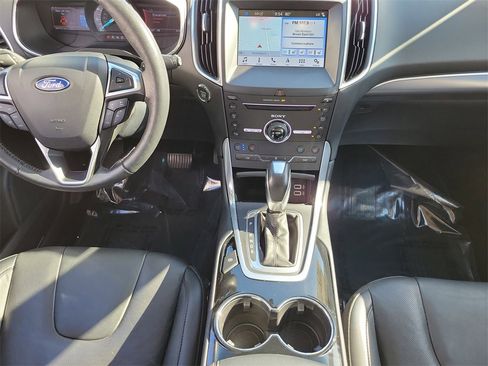 Used 2016 Ford Edge Titanium w/ Equipment Group 301A image 17
