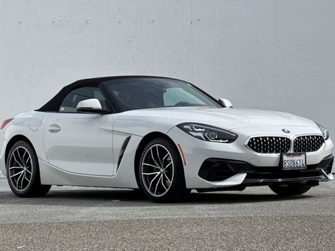 Used 2020 BMW Z4 sDrive30i image 9