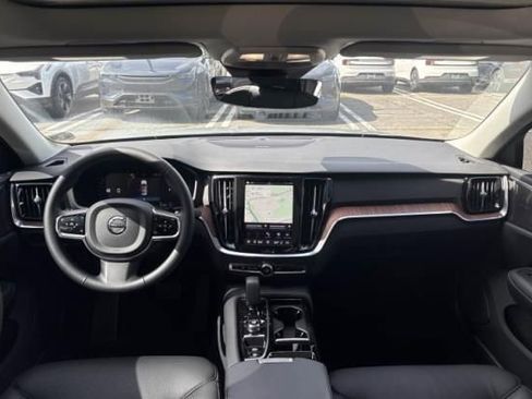 Used 2025 Volvo S60 T8 Plus w/ Climate Package AWD/4WD image 5