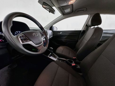 Used 2019 Hyundai Accent SE FWD image 19