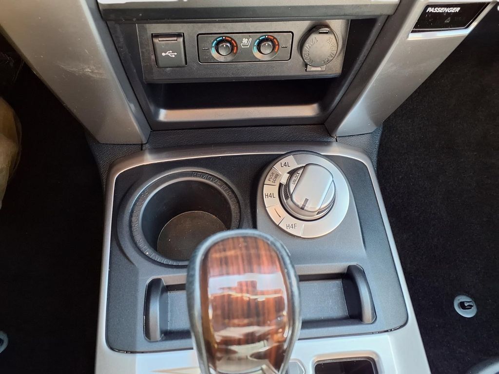 Used 2023 Toyota 4Runner Limited AWD/4WD image 15