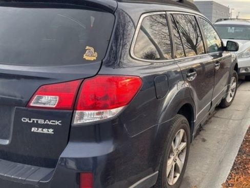 Used 2013 Subaru Outback 2.5i Premium w/ All-Weather Pkg image 23
