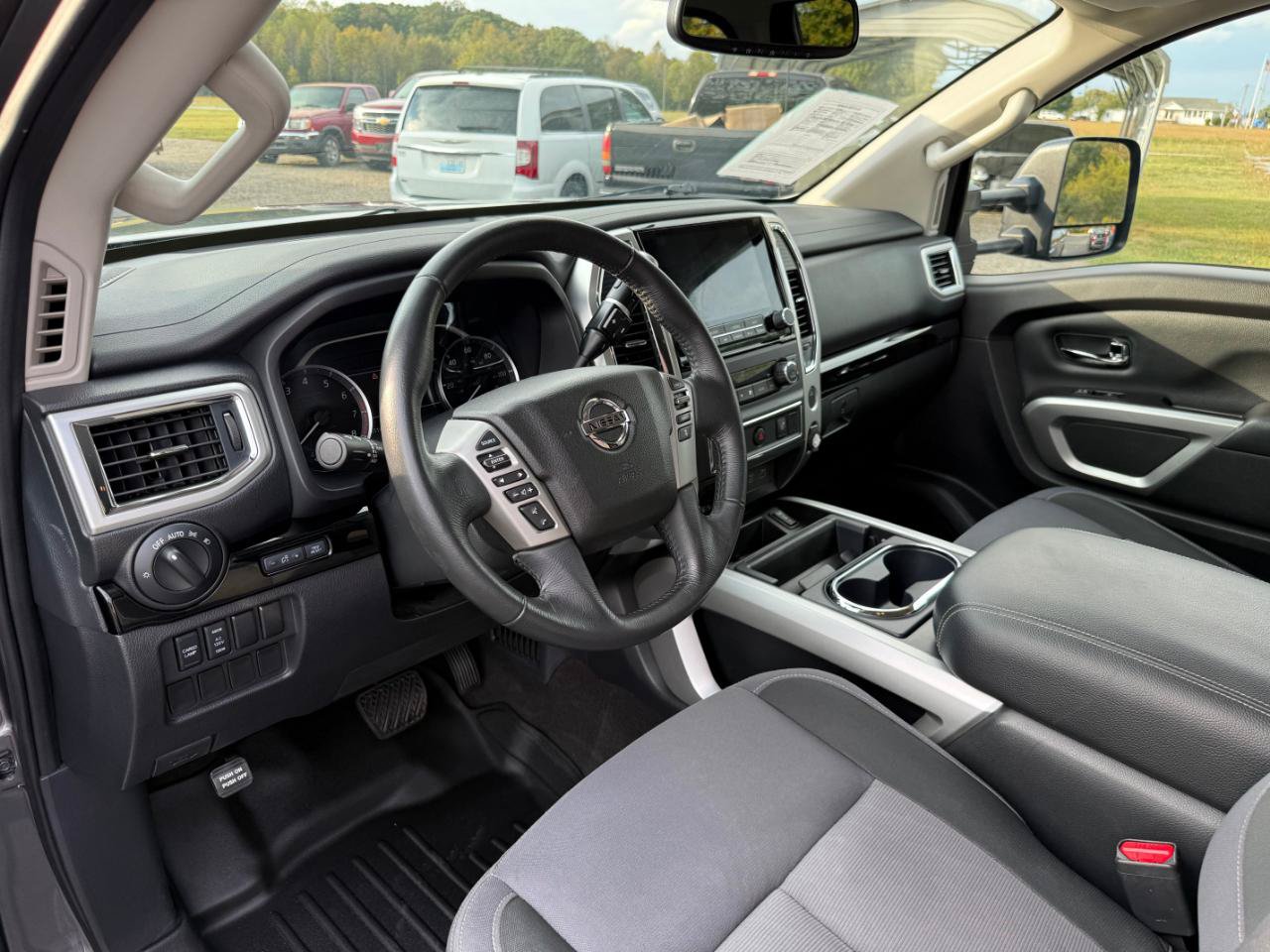 Used 2020 Nissan Titan SV w/ SV Convenience Package AWD/4WD image 20