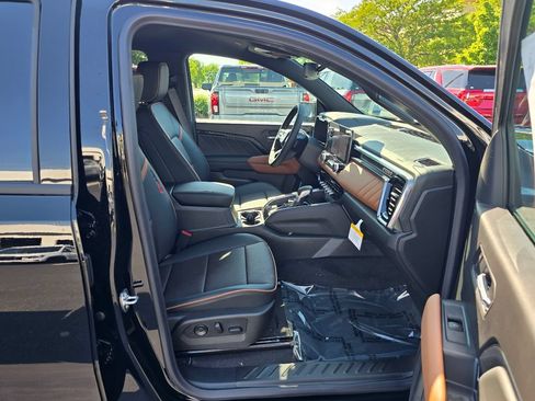 New 2026 GMC Canyon AT4 w/ AT4 Premium Package AWD/4WD image 24