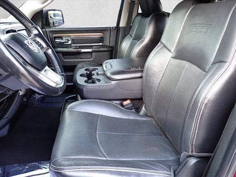 Used 2018 RAM 1500 Laramie image 12