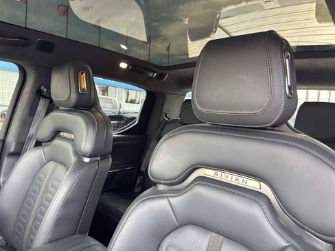 Used 2022 Rivian R1T Adventure AWD/4WD image 24