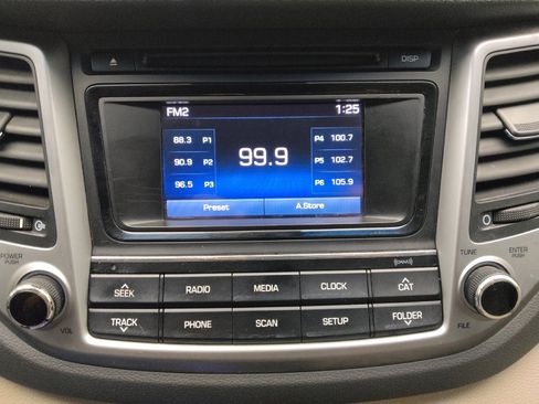 Used 2016 Hyundai Tucson SE FWD image 25