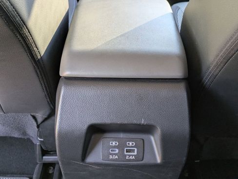 Used 2024 Subaru Crosstrek 2.0i Premium image 18