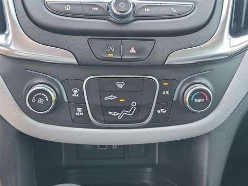 Certified 2023 Chevrolet Equinox LS FWD image 34