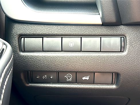 New 2026 Nissan Rogue SV w/ Cold Weather Package image 25