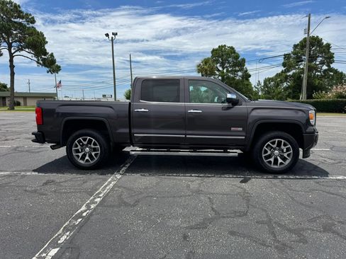 Used 2015 GMC Sierra 1500 SLT w/ All-Terrain Package AWD/4WD image 5