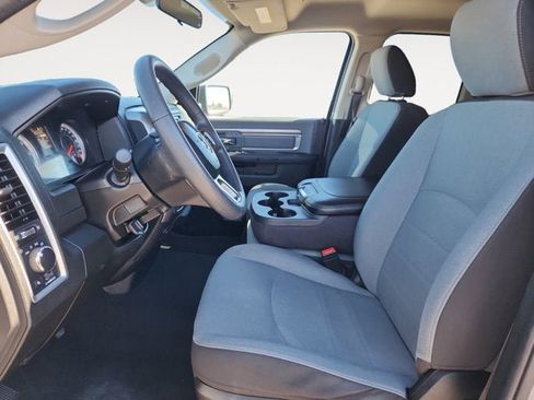 Used 2024 RAM 1500 Classic SLT image 9