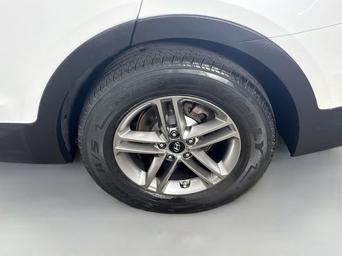 Used 2017 Hyundai Santa Fe Sport image 36