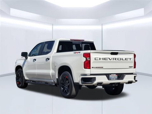 Used 2023 Chevrolet Silverado 1500 RST w/ Redline Edition AWD/4WD image 6