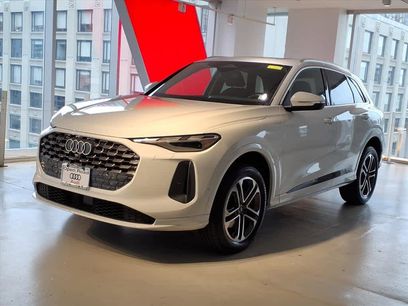 Certified 2025 Audi Q5 Premium w/ Convenience Package