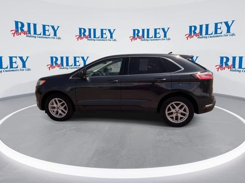 Certified 2024 Ford Edge SEL w/ Convenience Package AWD/4WD image 6
