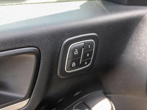 Used 2020 Ford Escape SEL AWD/4WD image 20