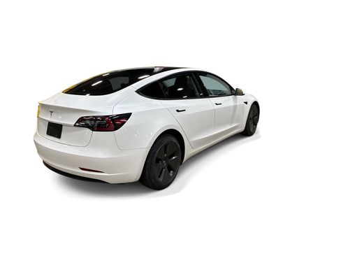 Certified 2023 Tesla Model 3 Standard Range RWD image 6