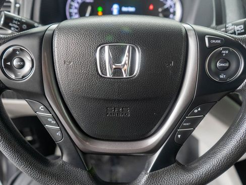 Used 2016 Honda Pilot LX image 14