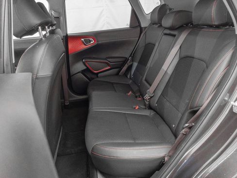 Used 2023 Kia Soul GT-Line image 11