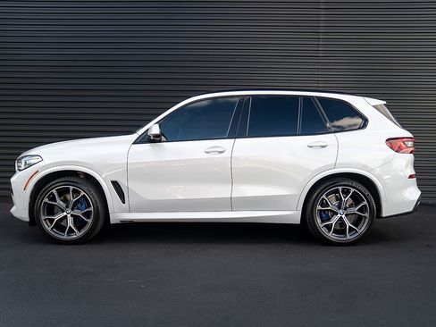 Used 2021 BMW X5 xDrive40i w/ M Sport Package AWD/4WD image 2