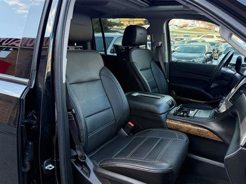 Used 2015 GMC Yukon XL Denali w/ Premium Package image 11