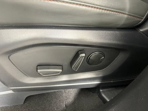 Certified 2025 Ford Explorer Active w/ Active Comfort Package AWD/4WD image 15