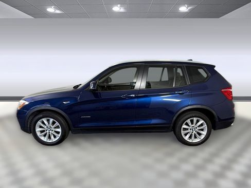 Used 2017 BMW X3 xDrive28i image 2