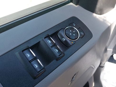 Used 2018 Ford F150 XLT AWD/4WD image 24