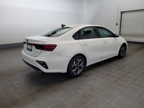 Used 2019 Kia Forte LXS FWD image 10