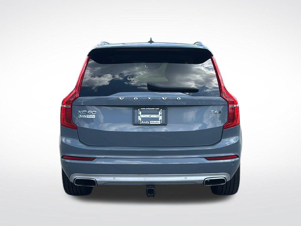 Used 2021 Volvo XC90 T6 Momentum w/ Climate Package AWD/4WD image 6