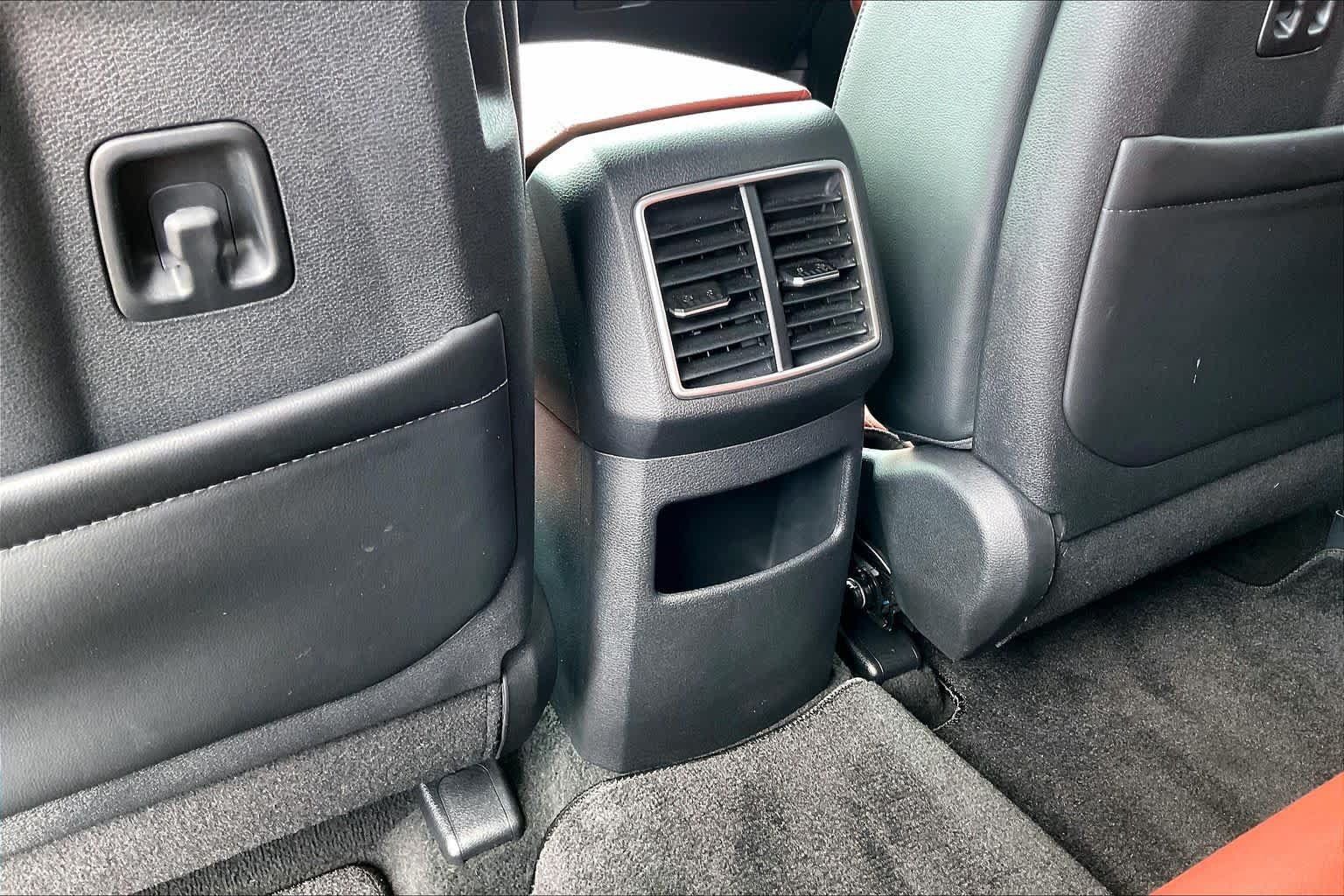 Used 2024 Kia Sportage SX FWD image 33