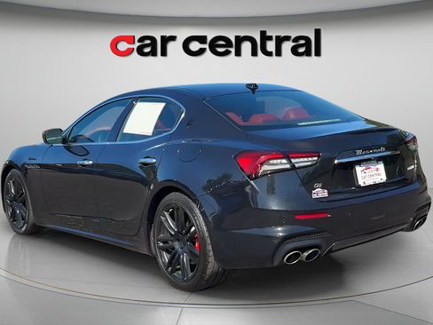 Used 2022 Maserati Ghibli Modena Q4 AWD/4WD image 3